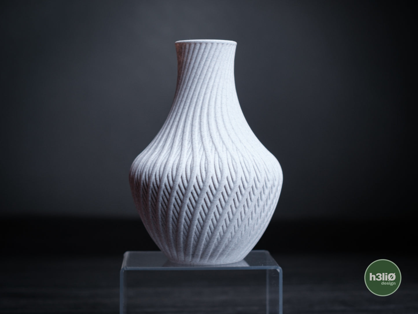 Quell Vase